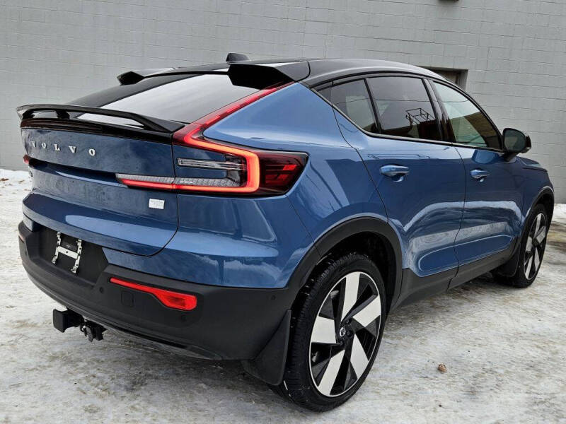 2022 Volvo C40 Recharge Pure Electric P8