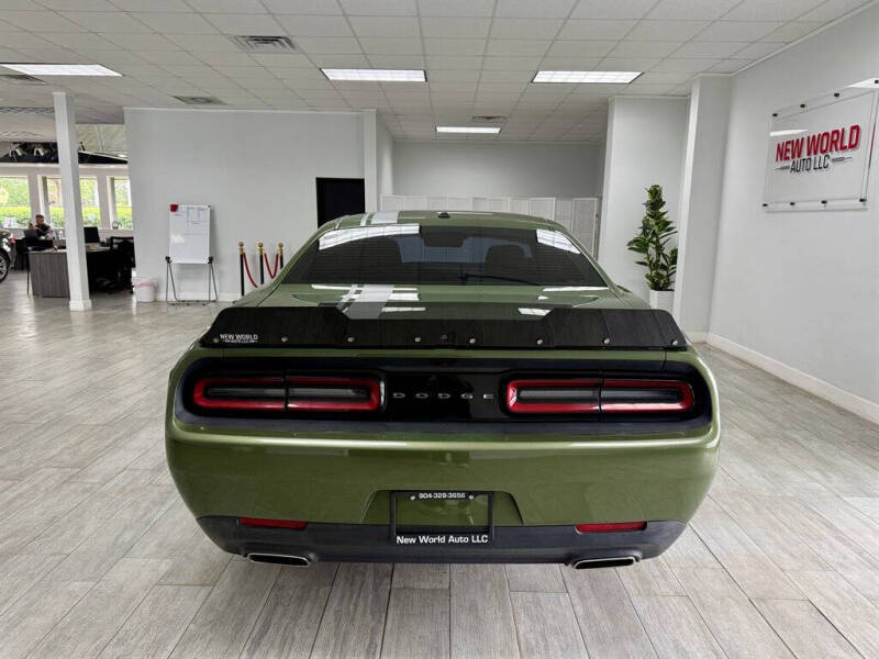 2019 Dodge Challenger SXT