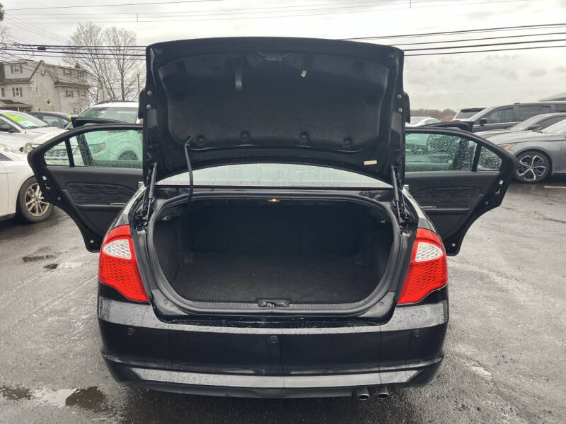 2012 Ford Fusion SE