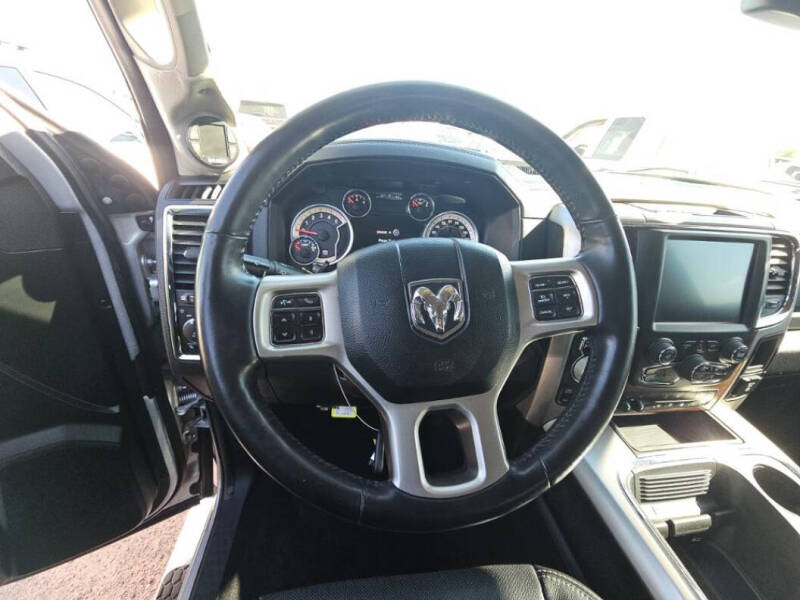 2017 RAM 1500 Laramie