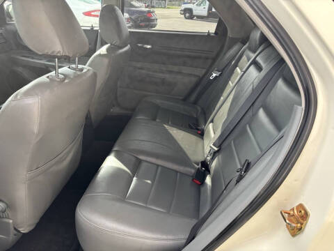 2005 Dodge Magnum SXT