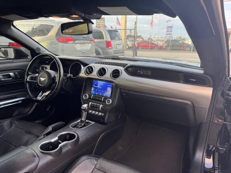 2020 Ford Mustang EcoBoost Premium