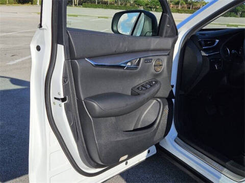 2025 Infiniti QX50 Luxe