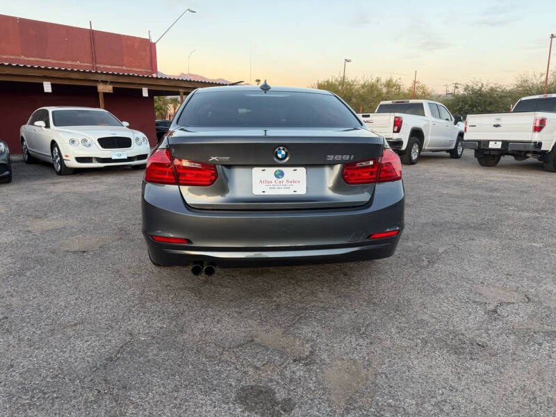 2013 BMW 3 Series 328i photo 27