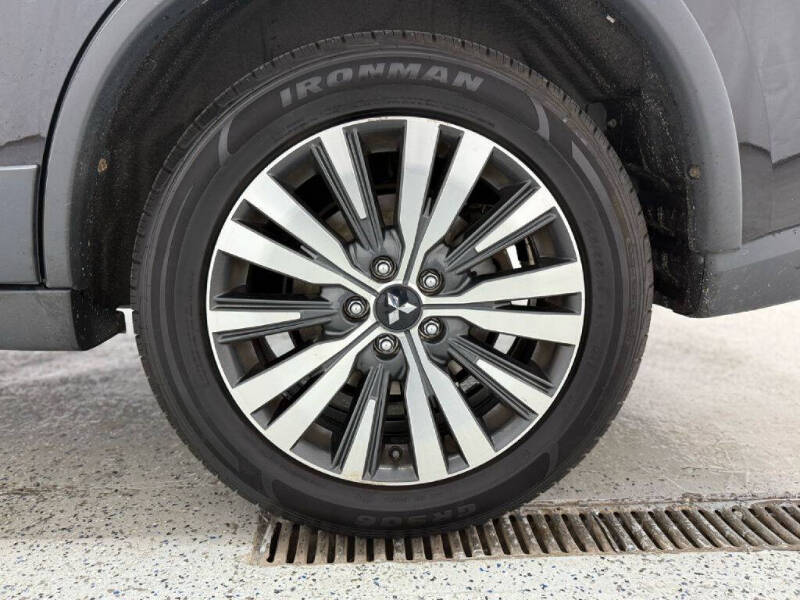 2019 Mitsubishi Outlander SE