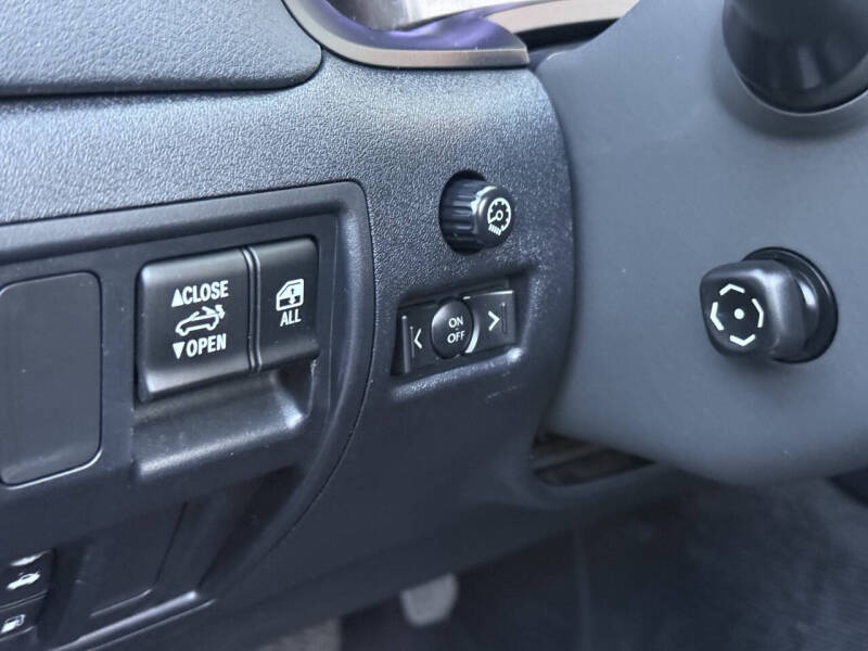 2011 Lexus IS 250C