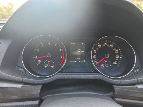 2018 Volkswagen Passat 2.0T SE