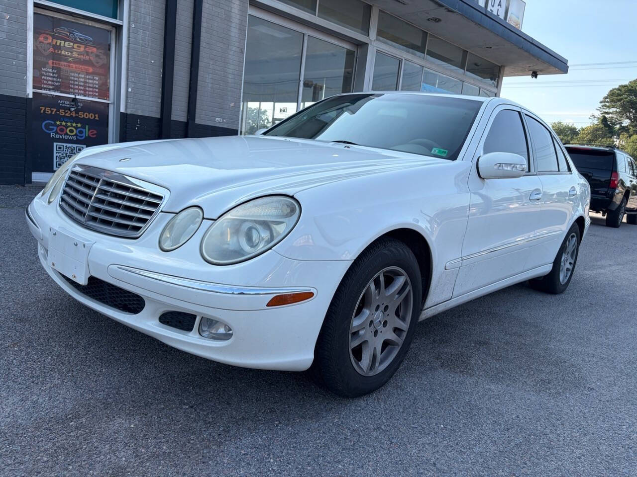 White 2003 Mercedes-Benz E-Class E 320 E 320 4dr Sedan 2