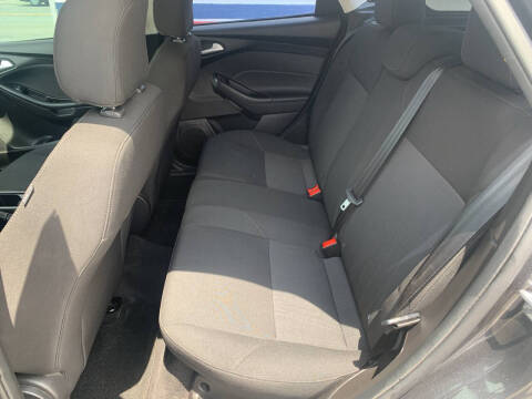 2017 Ford Focus SE
