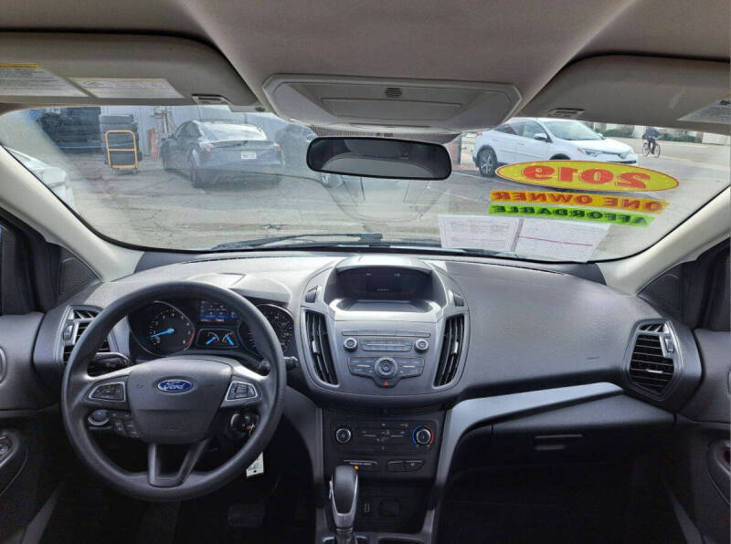 2019 Ford Escape S