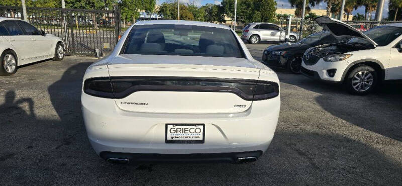 2015 Dodge Charger SE