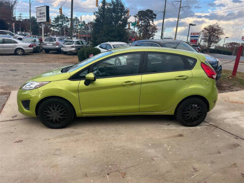 2012 Ford Fiesta SE