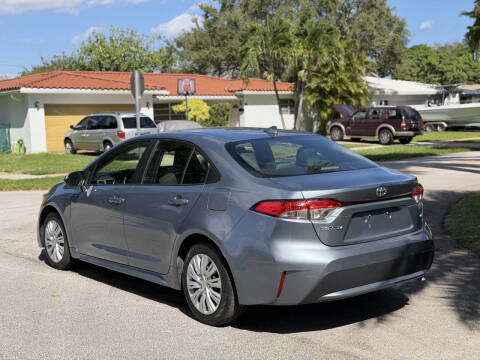 2022 Toyota Corolla LE