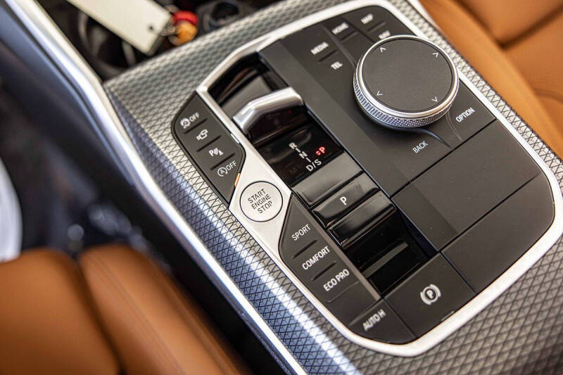 2025 BMW 3 Series M340i