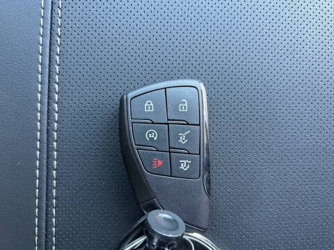 2025 GMC Yukon Elevation