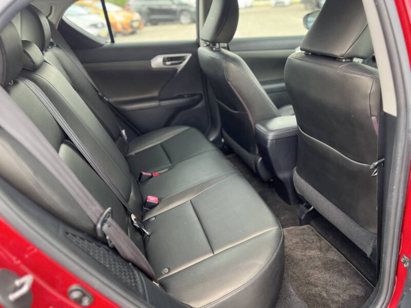 2011 Lexus CT 200h