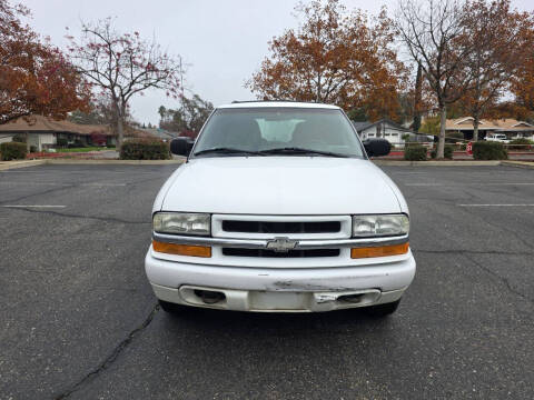 2003 Chevrolet Blazer LS