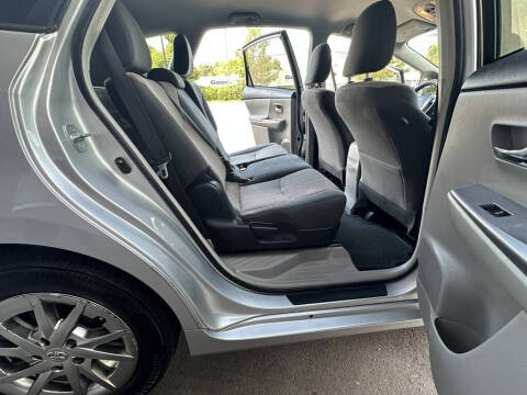 2015 Toyota Prius v Two