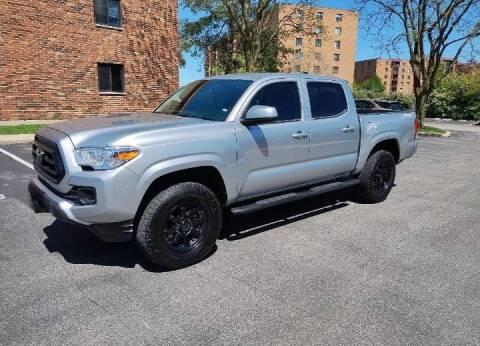 2023 Toyota Tacoma for sale at TOP YIN MOTORS in Mount Prospect IL
