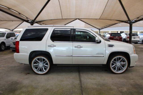 2011 Cadillac Escalade Platinum Edition