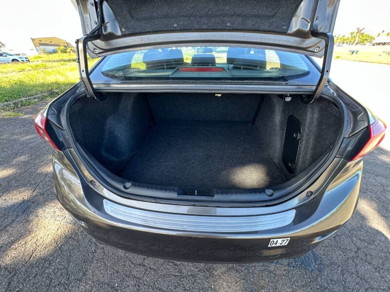 2014 Mazda MAZDA3 i SV
