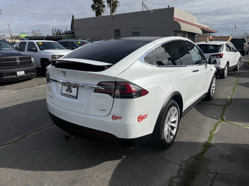 2016 Tesla Model X 75D
