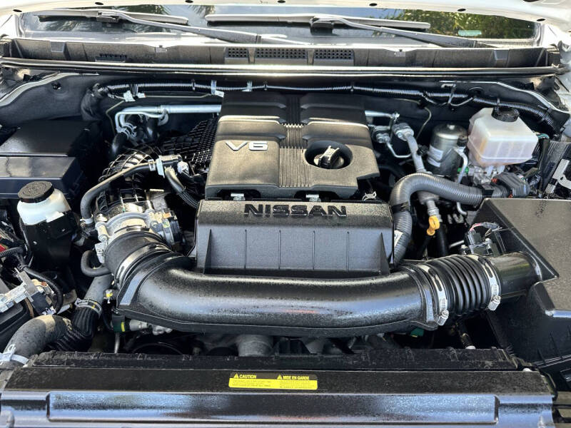 2022 Nissan Frontier SV