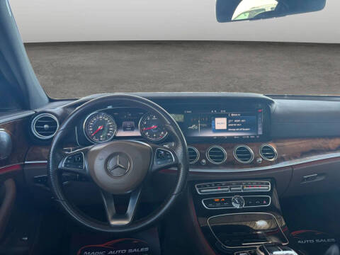 2017 Mercedes-Benz E-Class E 300 4MATIC