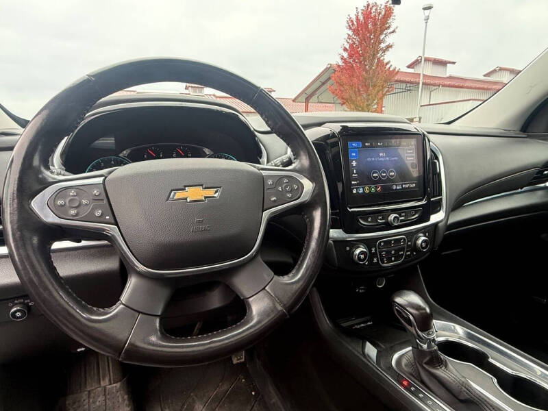 2021 Chevrolet Traverse Premier