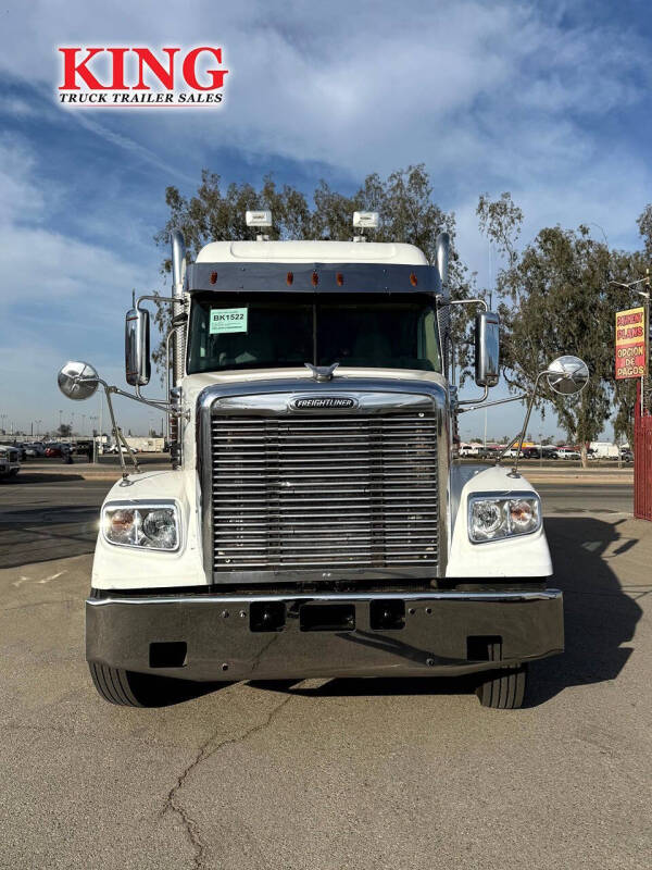 2019 Freightliner Coronado 122 SD