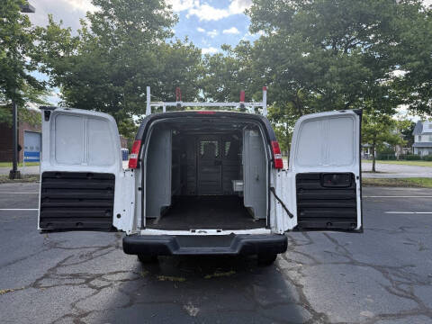 2020 GMC Savana 2500