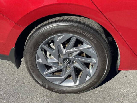 2024 Hyundai Elantra Hybrid Blue