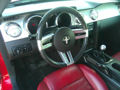 2006 Ford Mustang GT Deluxe