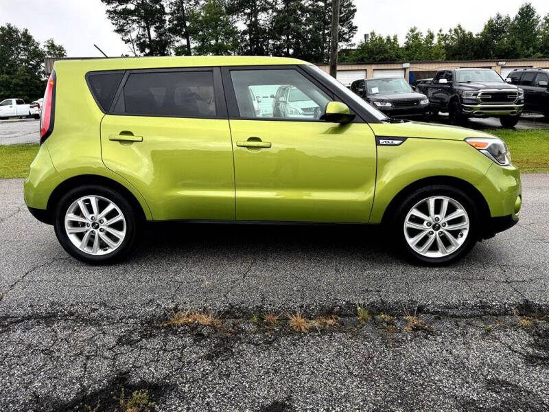 2019 Kia Soul +