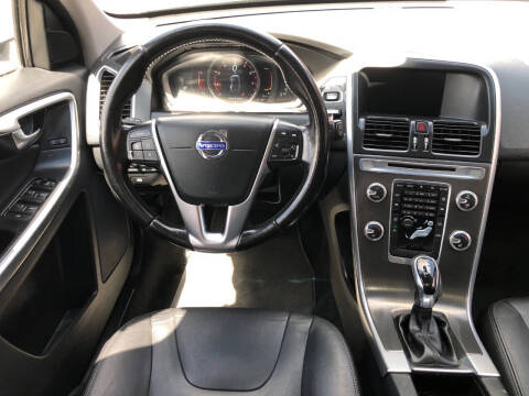 2016 Volvo XC60 T5 Premier