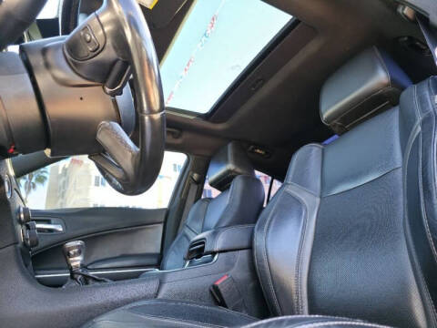 2020 Dodge Charger SXT