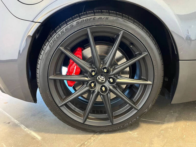 2024 Toyota GR86 Premium