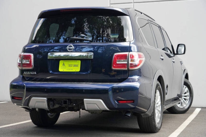 2017 Nissan Armada
