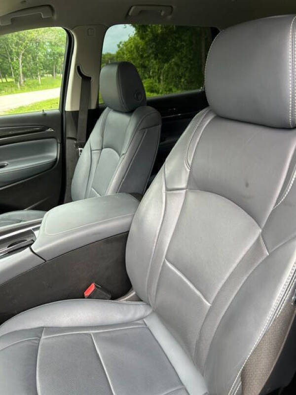 2021 Buick Enclave Essence