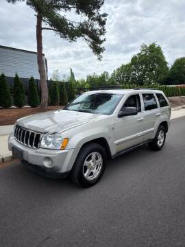 2007 Jeep Grand Cherokee for sale at RICKIES AUTO, LLC. in Portland OR