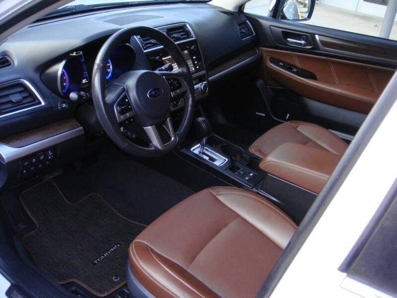 2017 Subaru Outback 3.6R Touring