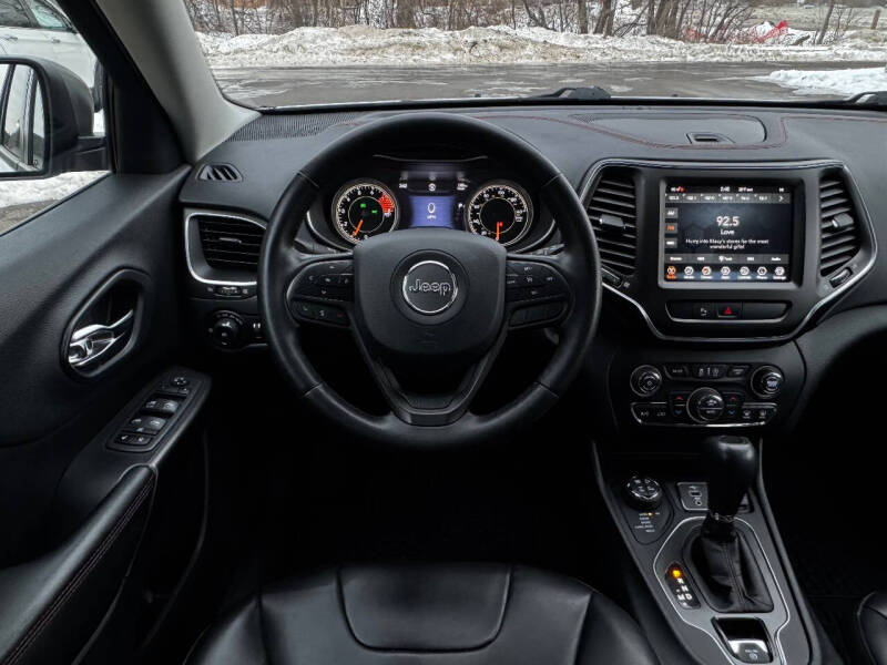 2020 Jeep Cherokee Trailhawk