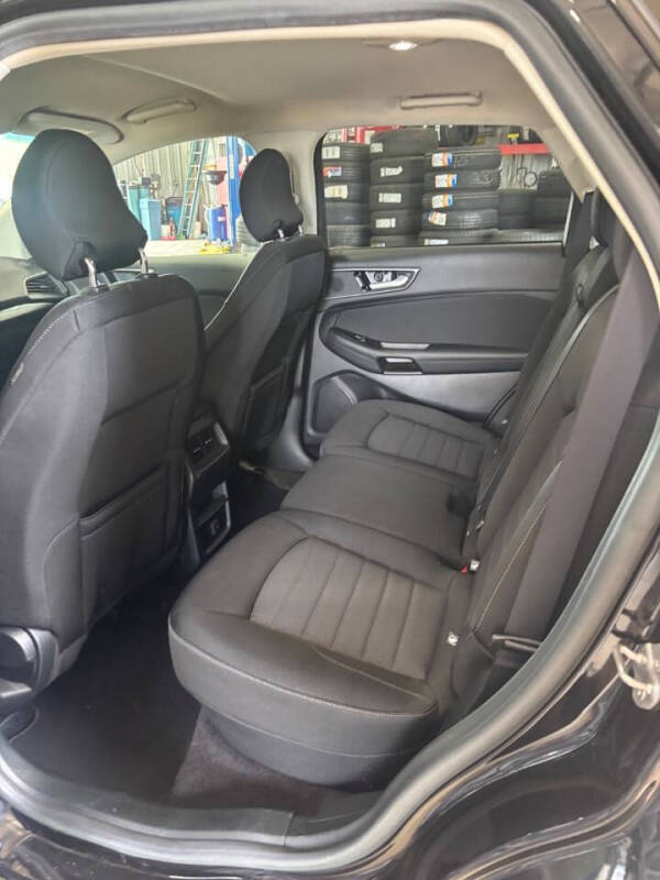 2019 Ford Edge SE