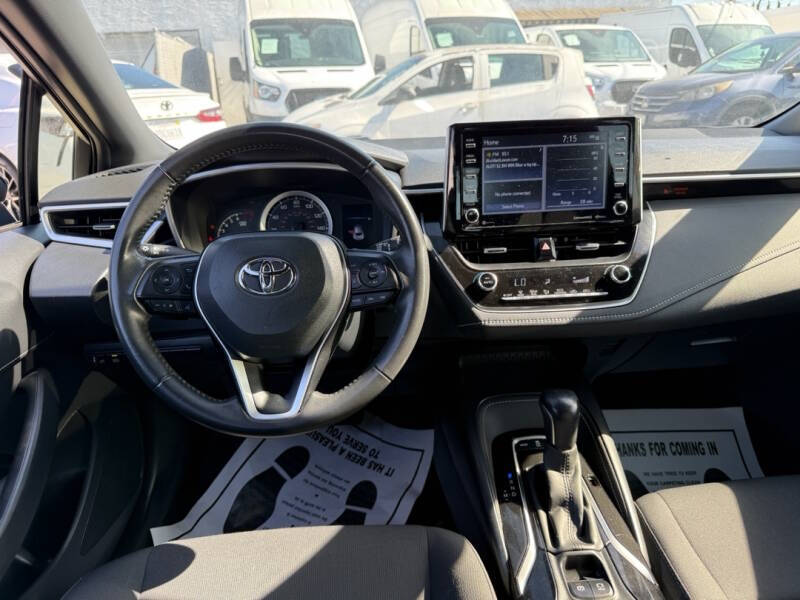 2022 Toyota Corolla Hatchback SE