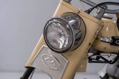 1963 Cushman Super Silver Eagle