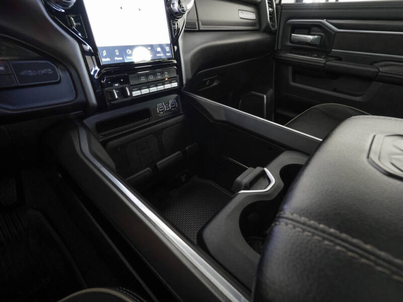 2024 RAM 3500 Laramie