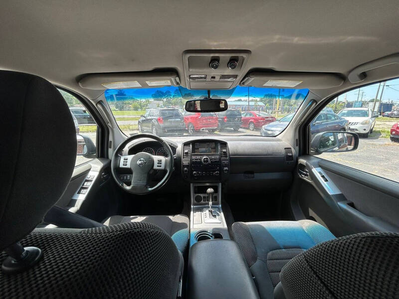 2012 Nissan Pathfinder S