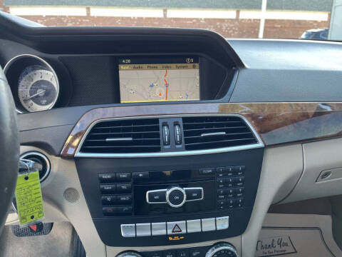 2012 Mercedes-Benz C-Class C 300 Luxury 4MATIC