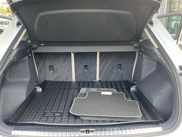 2025 Audi Q3 quattro S line Prem Plus 45 TFSI