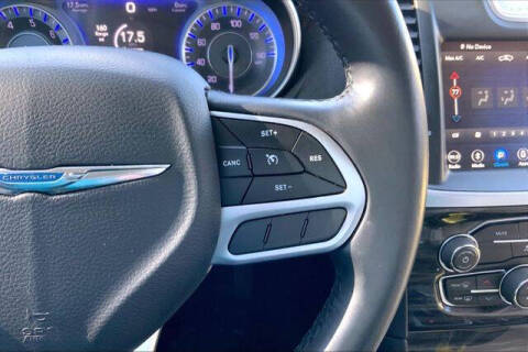 2018 Chrysler 300 Touring